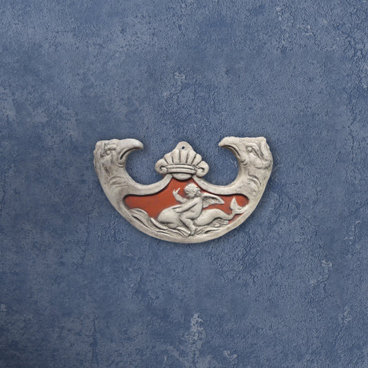 Oscillum, scultura in terracotta dipinta in rosso