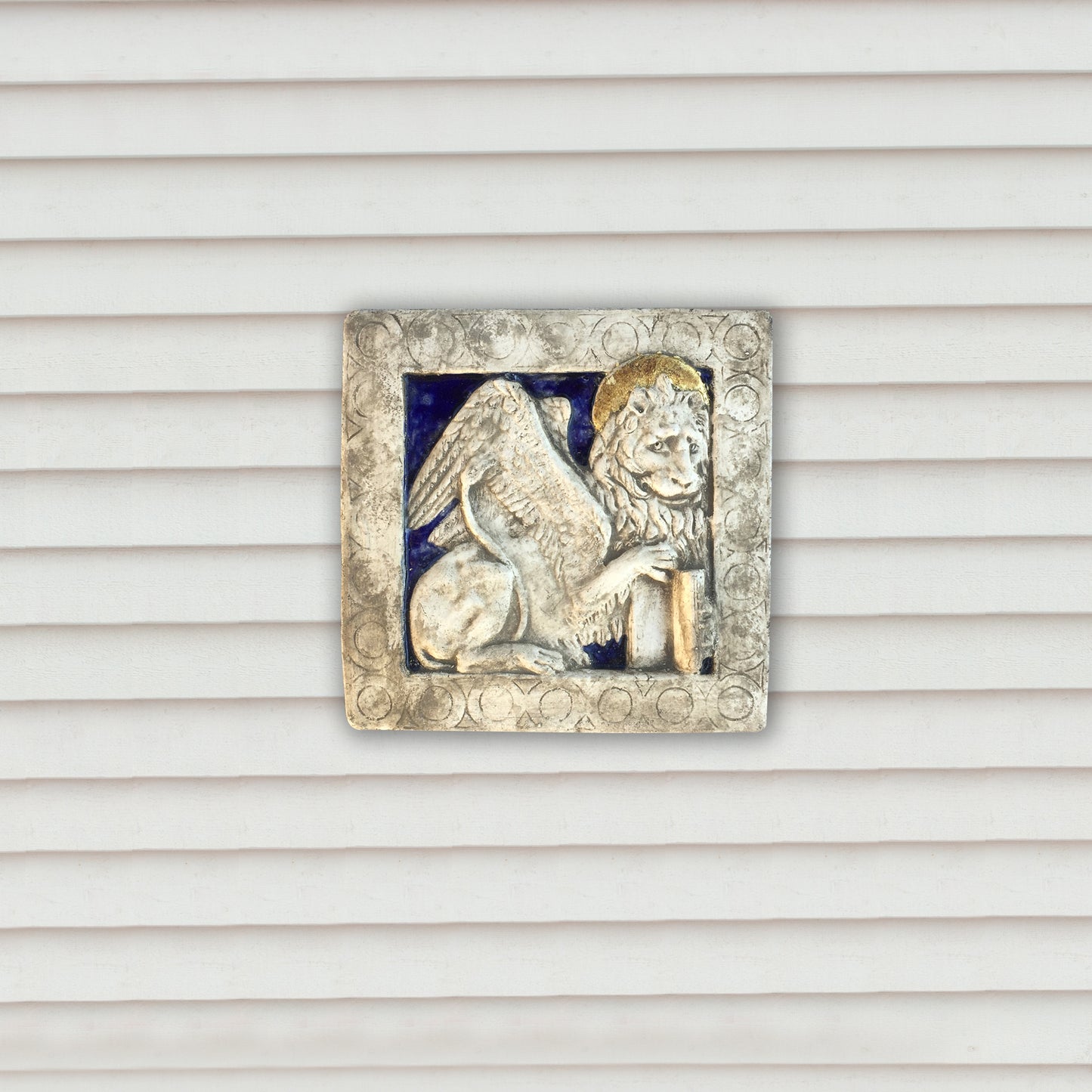Il Leone di San Marco - Scultura in ceramica dipinta con dorature
